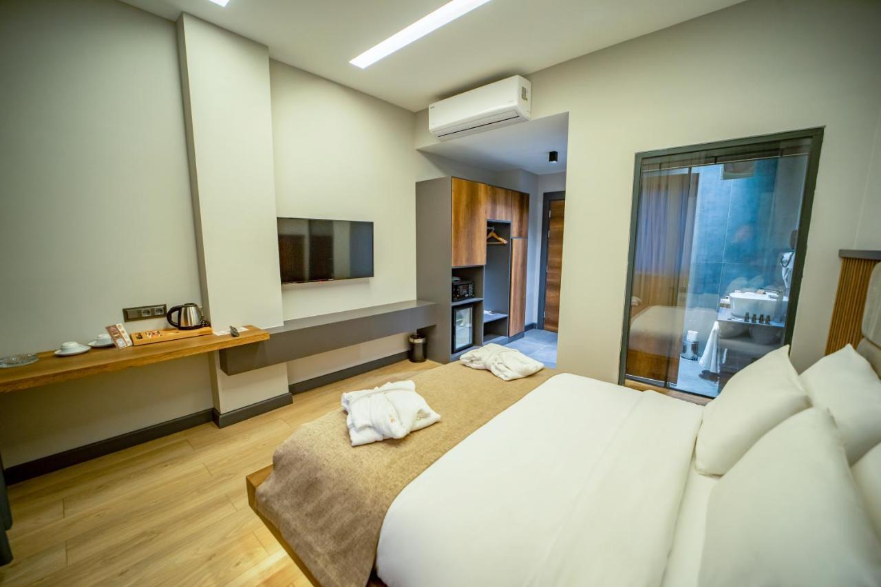 (1300 m²), 4 Schlafzimmer und 1 eigene Badezimmer in Trabzon Stadtzentrum Exterior foto