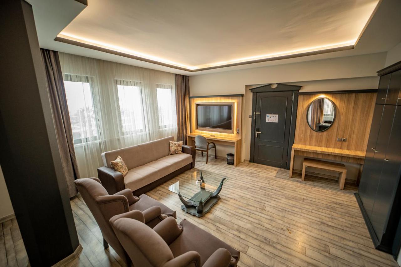 (1300 m²), 4 Schlafzimmer und 1 eigene Badezimmer in Trabzon Stadtzentrum Exterior foto